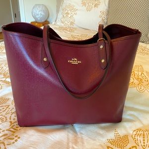 Reversible Oxblood / Maroon Coach Tote
